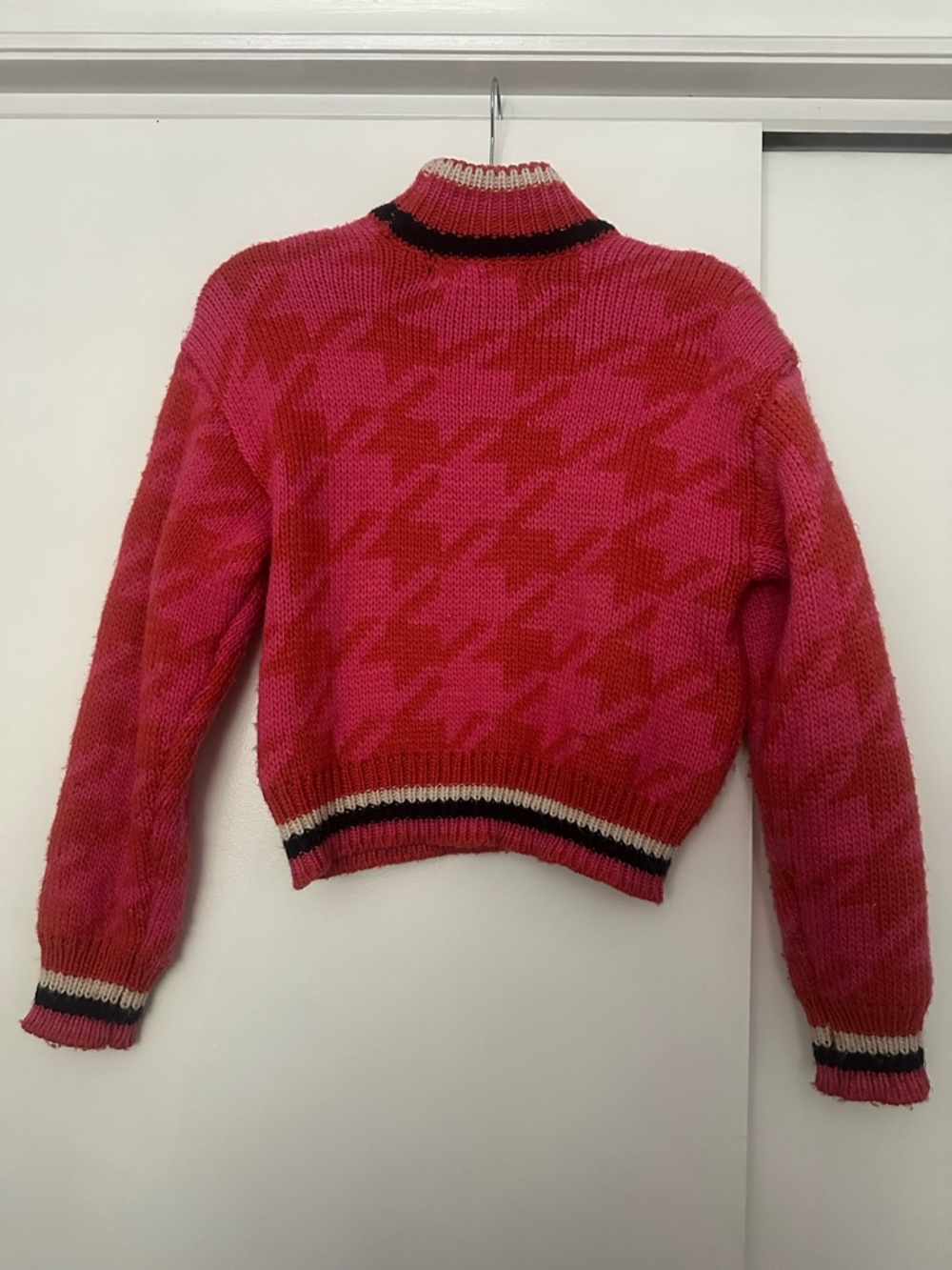 Vero Moda Pink & Red Houndstooth Turtleneck Sweater